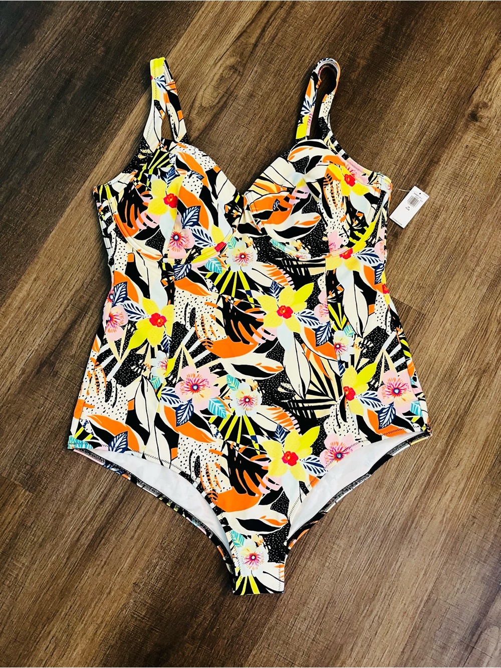NWT OLD NAVY ONE PIECE BATHING SUIT 2x - Picture 2 of 2